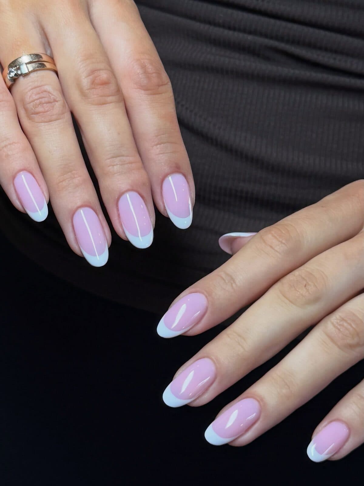 Fransk manicure med fine spidser